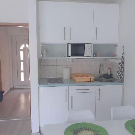 Ferienwohnung Liliom Apartman Hévíz Exterior foto