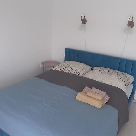 Ferienwohnung Liliom Apartman Hévíz Exterior foto