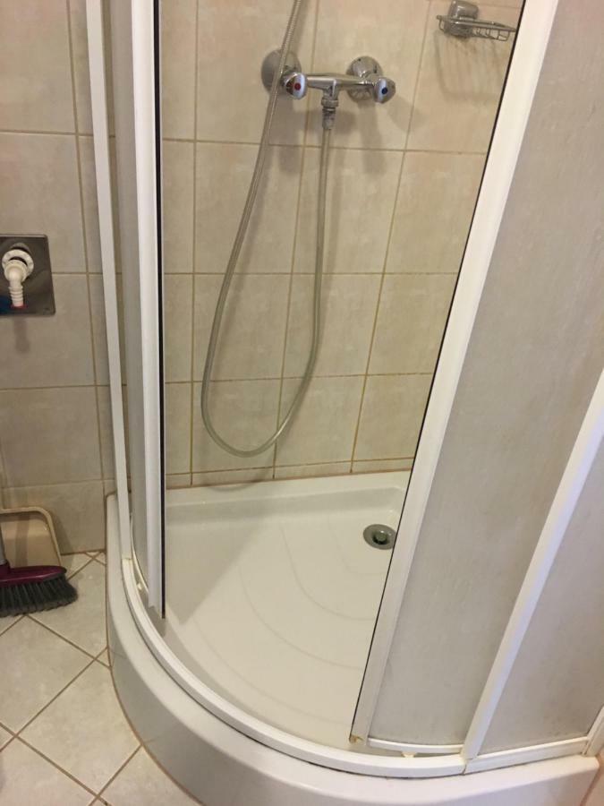 Ferienwohnung Liliom Apartman Hévíz Exterior foto